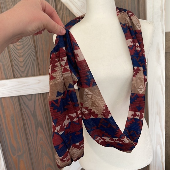 Infinity Scarf - Picture 3 of 3